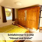 Haus Grimme Im Kurpark - Xxl Familien- & Erlebnishaus Mit Sauna, Whirlpool, Pool & Indoorspielplatz Σπίτι διακοπών Schmallenberg