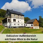 Haus Grimme Im Kurpark - Xxl Familien- & Erlebnishaus Mit Sauna, Whirlpool, Pool & Indoorspielplatz Schmallenberg